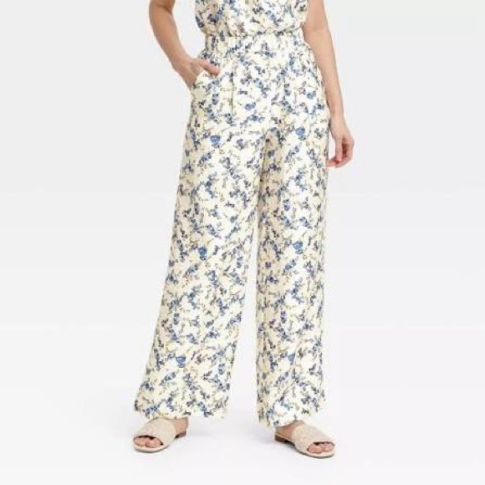 Women’s High-Rise Wide Leg pull-on pants A New Day Cream Floral